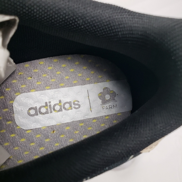 Adidas x Farm Rio Advantage Black Butterfly Shoe 6 - Picture 12 of 14